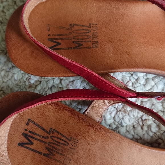 miz mooz alana red Strappy Sandals size 8 - Picture 10 of 13